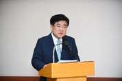 HD현대 권오갑 회장, “실적에 편승 말고, 위기 극복 위해 힘 합쳐야”